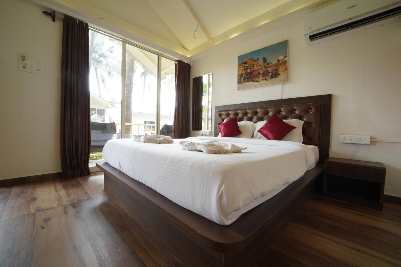 Sunset & Waves Resort, Resort Mandrem